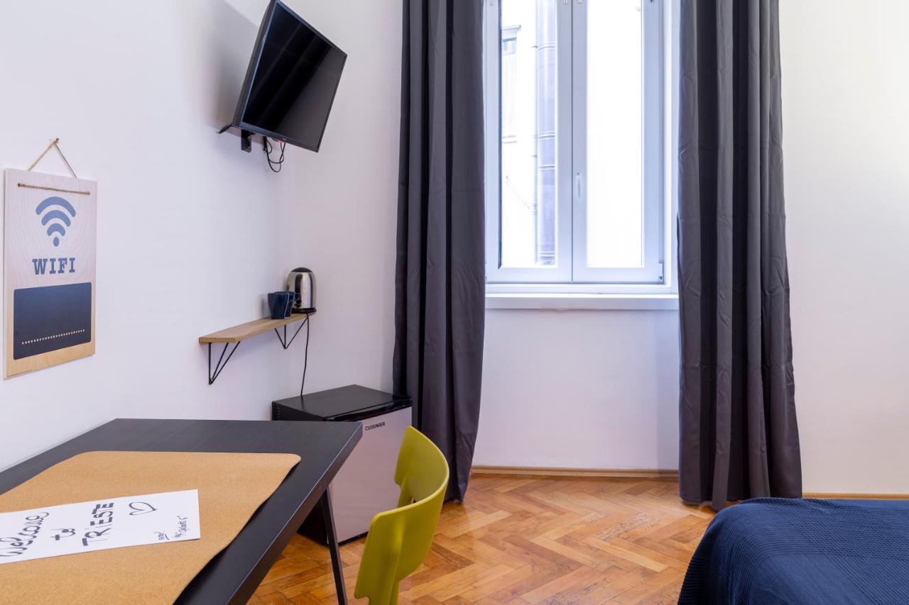 Pregiata Camera Con Bagno Privato - Blu Di Persia Trieszt Kültér fotó