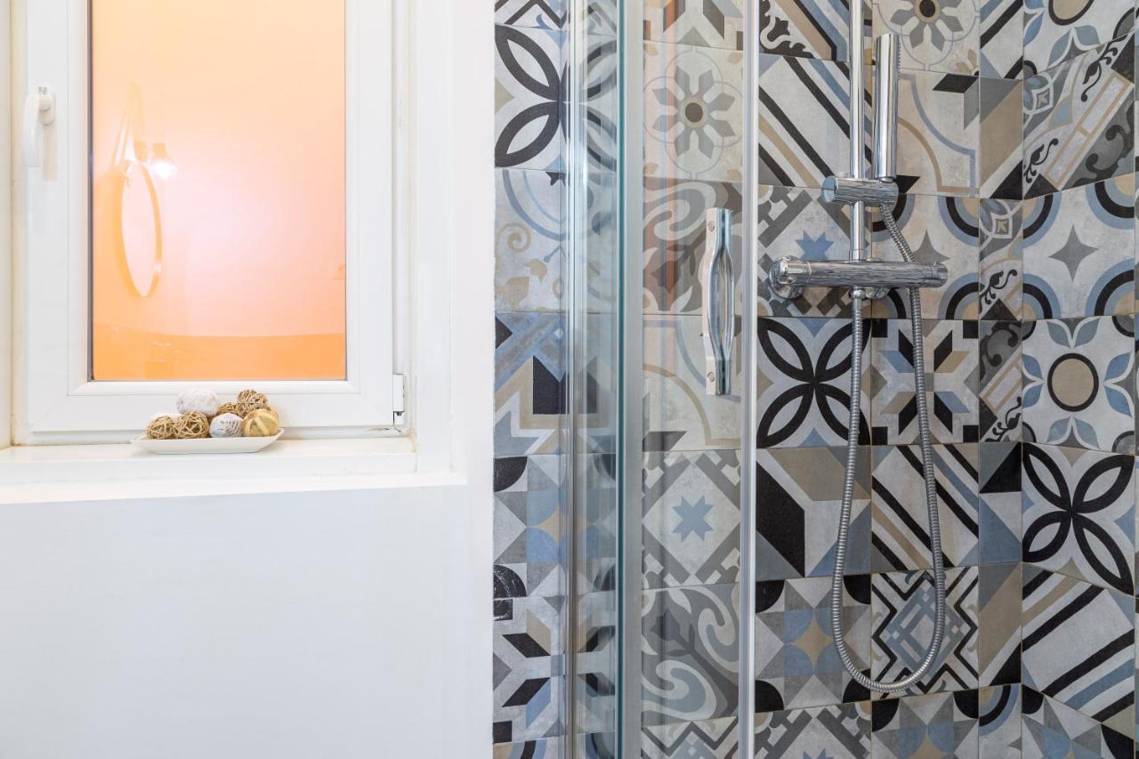 Pregiata Camera Con Bagno Privato - Blu Di Persia Trieszt Kültér fotó